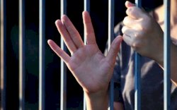 Dengar Istrinya Kawin Lari, Tahanan Rutan Jeneponto Kabur Saat Sujud Pertama Salat Jumat