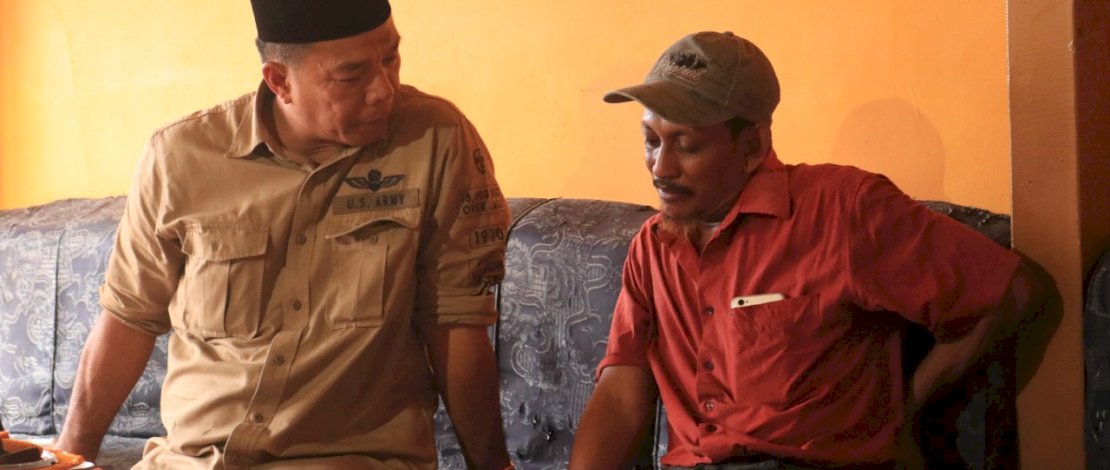 Andi Utta bertemu dengan nelayan di Para Para. 