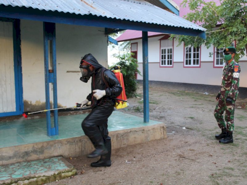 Yonif 755/Yalet Peduli Warga Kampung Terpencil di Kabupaten Merauke