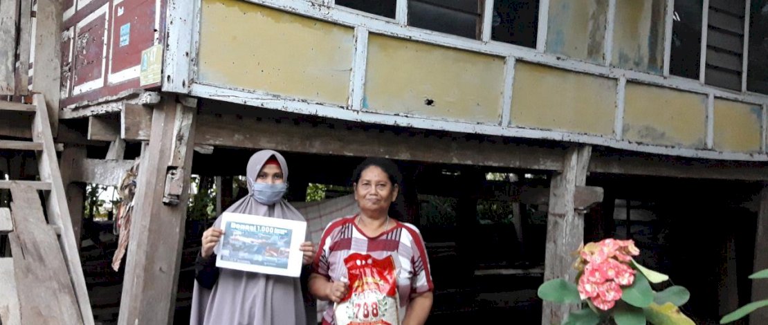 Gerakan Donasi 1000 Karung Beras yang digelar IKA SUPM Bone.