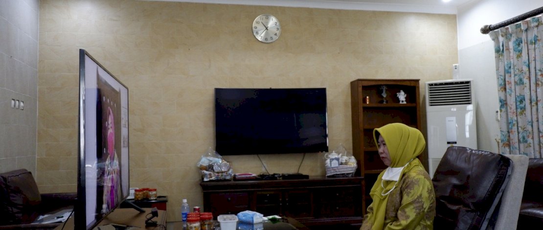 Suasana video conference Ketua TP-PKK Kota Makassar.