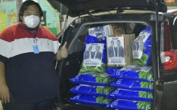 DI-Pade Bagikan Bantuan kepada Korban Kebakaran di Kerung-kerung