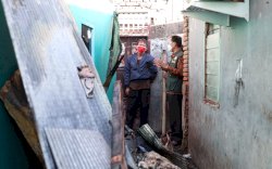 Temui Korban Kebakaran di Kampung Hollywood, Ini yang Dilakukan Prof Rudy