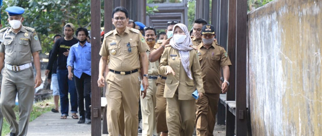 Suasana deklarasi Kecamatan Barru sebagai kecamatan ODF.