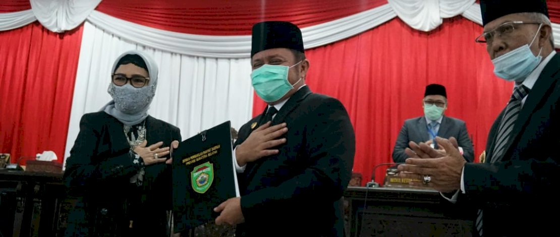 Gubernur Sumsel, H Herman Deru pada rapat paripurna di DPRD Sumsel.