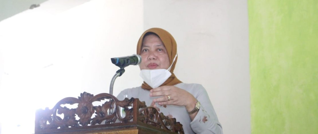Anggota DPR RI Hasnah Syam Bersama BPOM Sulsel Sosialisasi Pemberdayaan Masyarakat Obat dan Pangan
