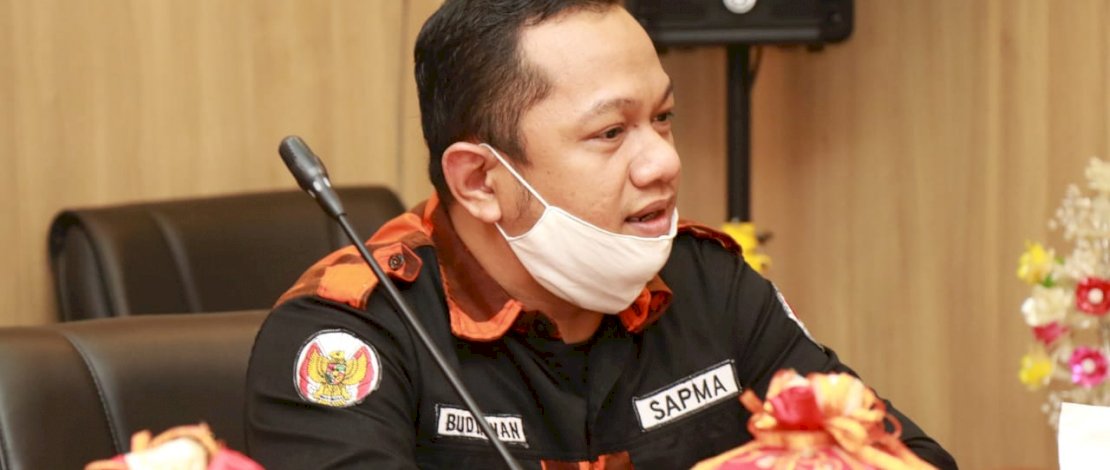 Bupati Barru, H Suardi Saleh bersama pengurus SAPMA PP Barru.