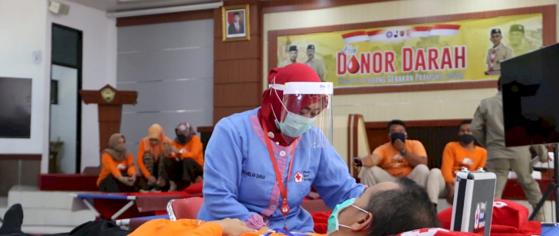 Kwarcab Gerakan Pramuka Gowa, 
 bekerjasama PMI menggelar donor darah.