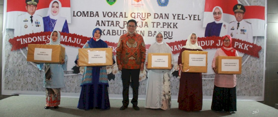 Suasana lomba vokal grup TP-PKK Barru.