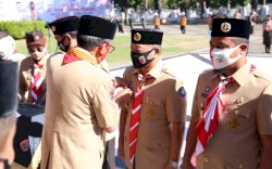 Wabup Gowa Terima Tanda Penghargaan Gerakan Pramuka Lencana Panca Warsa III