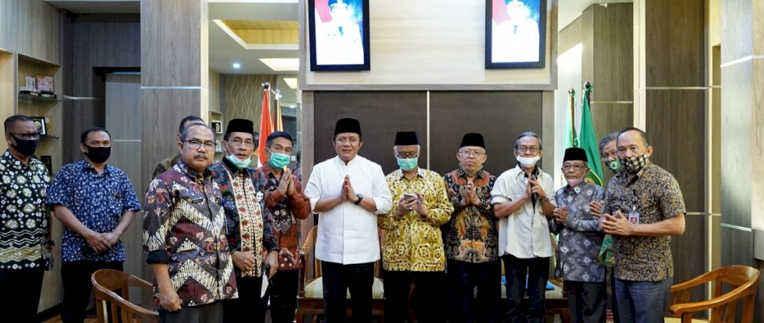 Herman Deru Terima Pengurus Pembina Adat se-Sumsel 