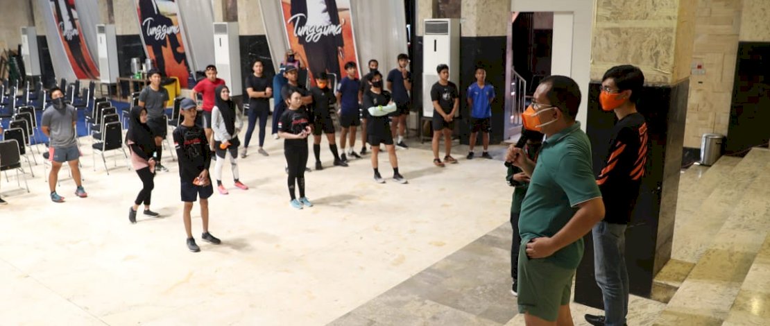 Danny Pomanto, melepas fun run ORANGe Muda, Minggu (30/8/2020).