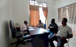 Masyarakat Adat Moskona dan Sebyar Adukan Maladministrasi Pelayanan Publik