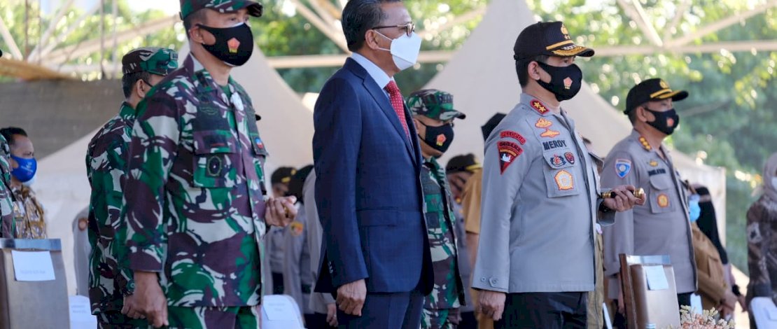 Suasana pencanangan gerakan Trisula melawan Covid-19 di Karebosi.