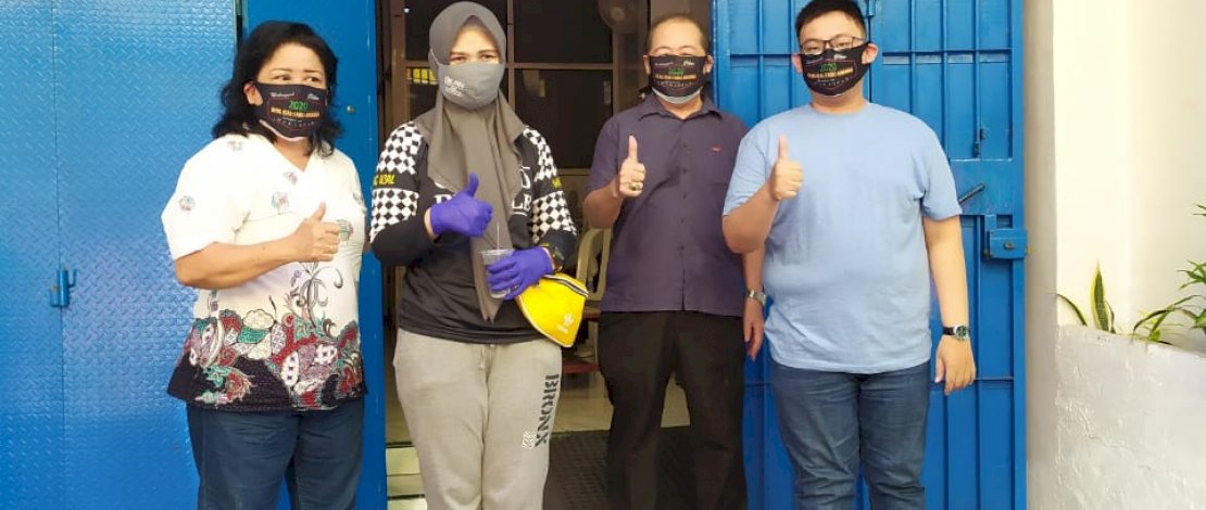 Mellia Fersini bersama tokoh masyarakat Tionghoa.