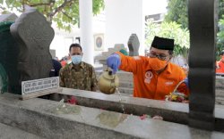 Awali Kampanye Dialogis, Danny Pomanto Ziarah ke Makam Pangeran Diponegoro