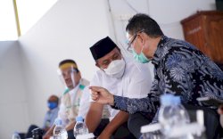 PLN Berbagi Kebahagiaan, Wagub Sulsel Serahkan Bantuan Rp300 Juta untuk 75 ribu Anak Yatim dan Dhuafa