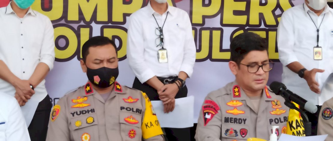 Konferensi pers Polda Sulsel soal pembakar ambulans Nasdem. (Foto: Chaidir/bukamata)