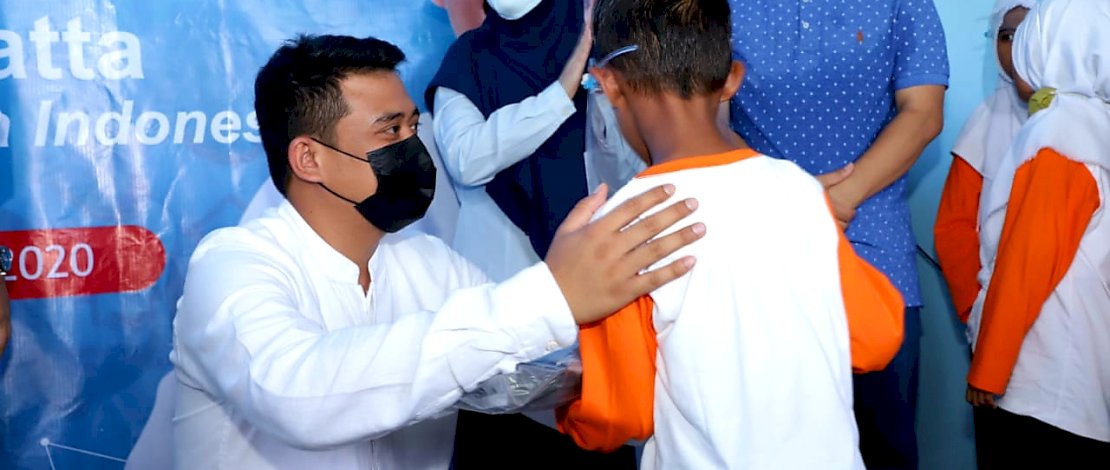 Anis Matta bersama Bobby Nasution meresmikan Rumah Quran Medan Berkah.