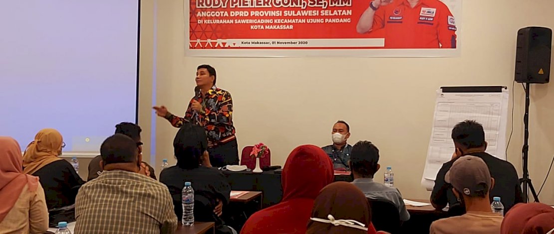 RPG saat melakukan reses di Hotel Golden Tulip, Makassar, Minggu, 1 November 2020.