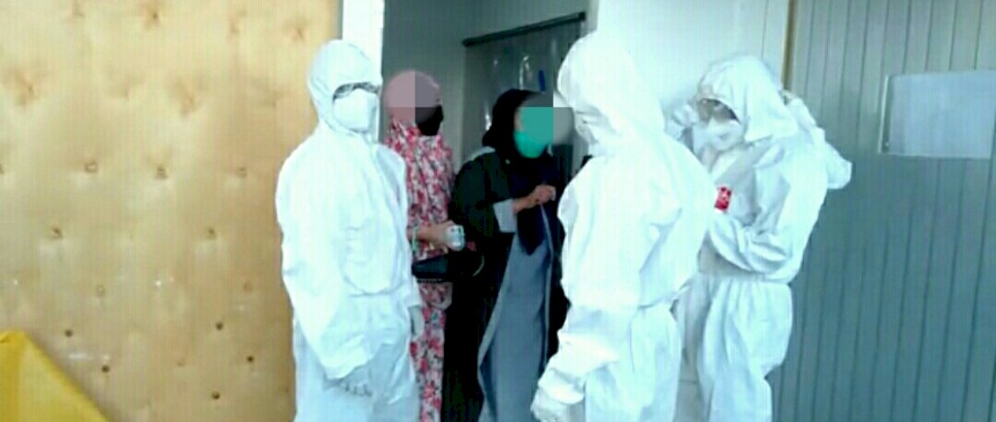 Capture video yang memperlihatkan mulai keluarga jenazah bernegosiasi hingga pasrah.