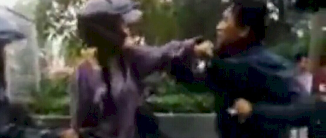 Pergoki Istrinya Jalan Sama Selingkuhan, Pria Ini Ajak Duel di Tengah Jalan