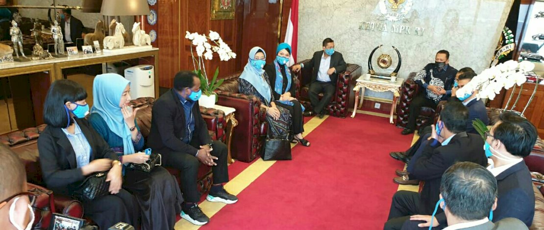 Petinggi Partai Gelora Indonesia saat safari politik ke MPR RI.