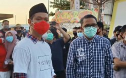 Bareng Dokter Fadli di Peresmian Lego-lego,&nbsp;Gubernur NA Pakai Kemeja Khas Dilan