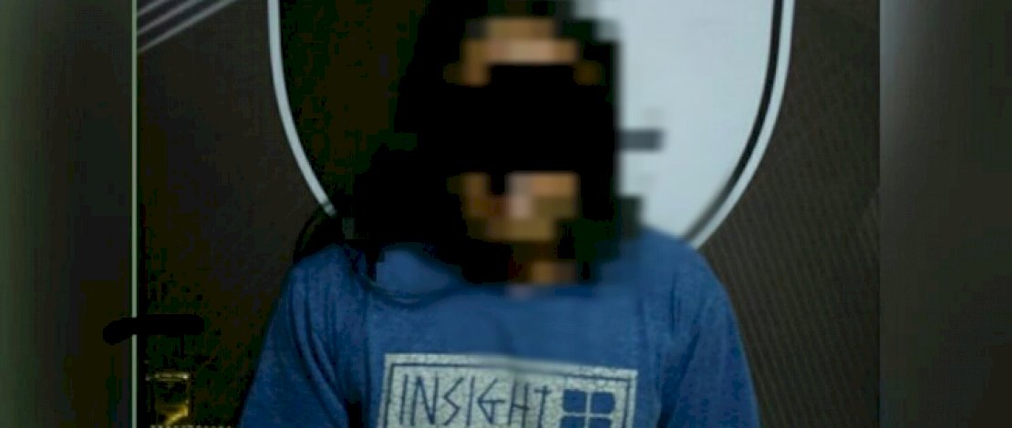 RD saat diamankan bersama barang bukti sepeda motor Yamah Sporty.