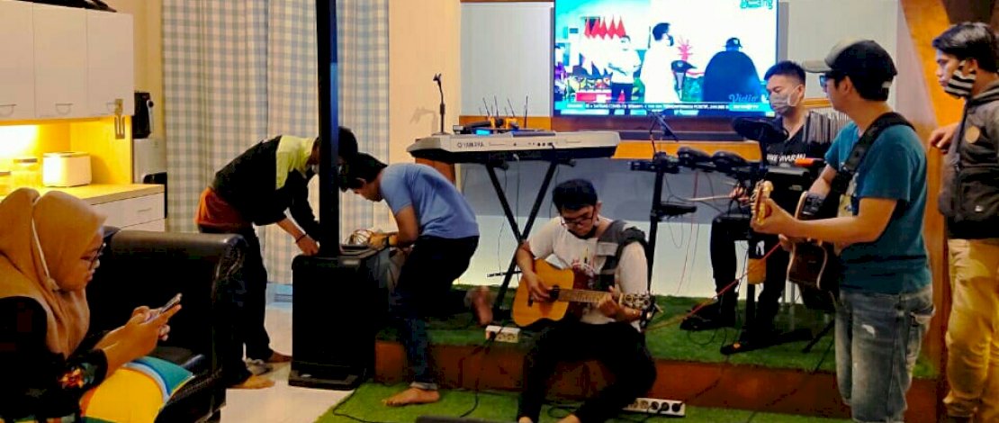 Gladi peluncuran single terbaru Harmony.