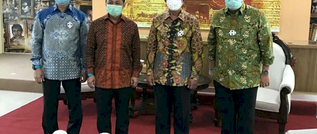 Pengurus DPN Partai Gelora Indonesia saat bersilaturahmi dengan PP Muhammadiyah.