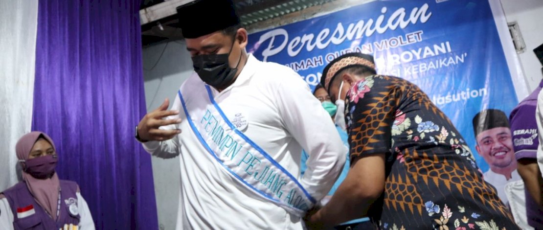 Bobby Nasution meresmikan Rumah Quran di Kecamatan Medan Tembung, Selasa (1/12/2020) malam.