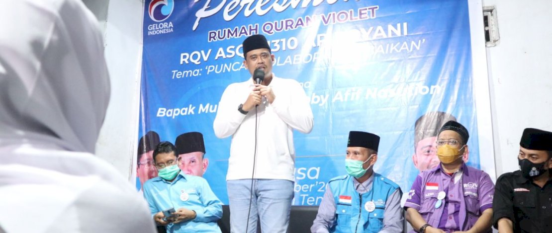 Bobby Nasution meresmikan Rumah Quran di Kecamatan Medan Tembung, Selasa (1/12/2020) malam.