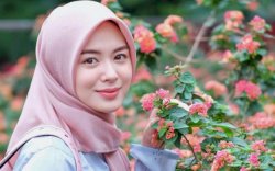 8 Tahun Mualaf, Indah Ayana Moon Lebih Percaya diri Menjadi Wanita Muslimah