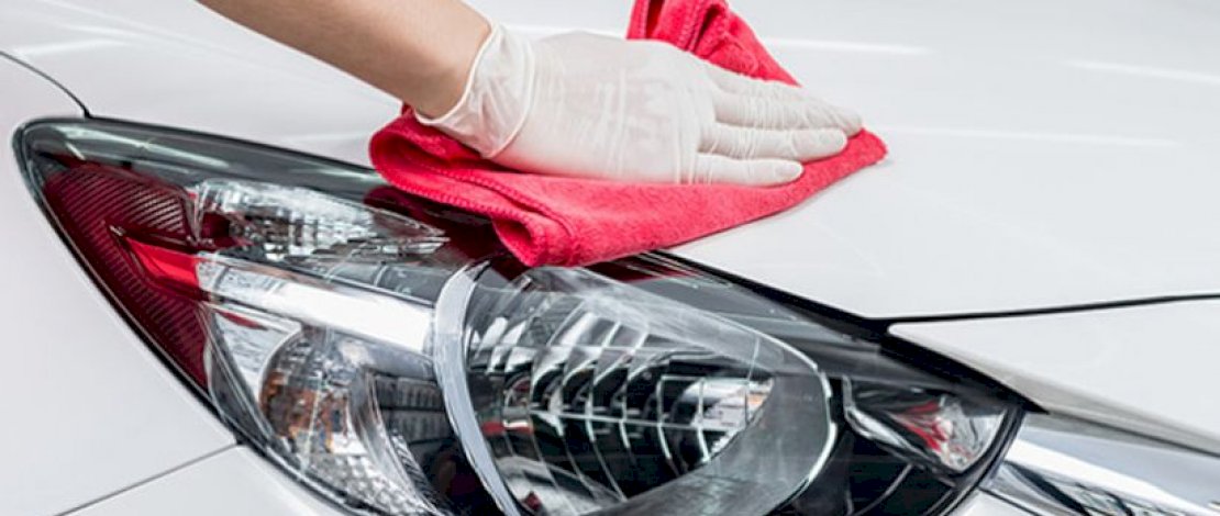 6 Tips Bikin Mobil Kinclong yang Bisa Dilakukan di Rumah