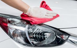 6 Tips Bikin Mobil Kinclong yang Bisa Dilakukan di Rumah