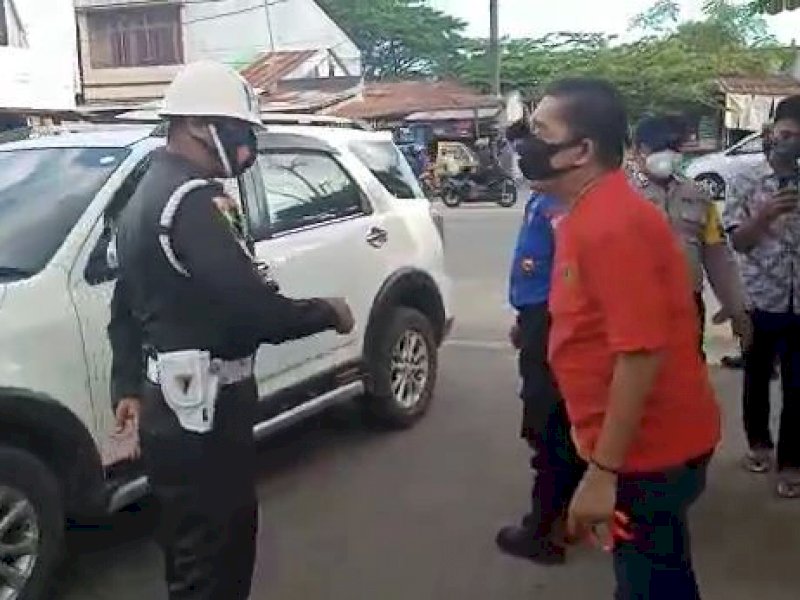Begini Penjelasan Kepala Kesbangpol Makassar Kronologi Dia Berdebat dengan Petugas Covid-19