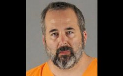 Kurang Puas dengan Layanan Ranjang Istrinya, Pria Ini Bunuh Istri dan Anak