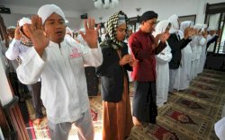 Jemaah Tarekat Naqsabandiyah Rayakan Idulfitri Hari Ini