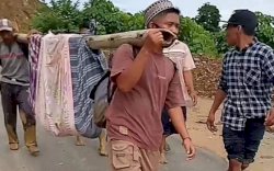 Longsor di Donggala, Ambulans Pembawa Jenazah Terjebak 7 Jam