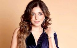 Positif Corona, Kanika Kapoor Ngaku Kelaparan dan Tak Diberi Obat