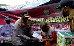 Begini Tindakan Sosial Kapolres Sinjai Kepada Warga Miskin di Tengah Pandemi Corona