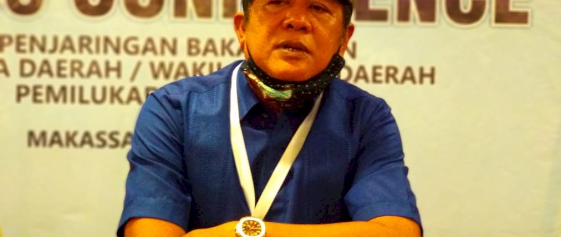 Kaswadi Razak. Kaswadi Razak.