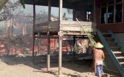 Istri Tinggalkan Masakan, Rumah Panggung Daming Ludes Dilalap Api