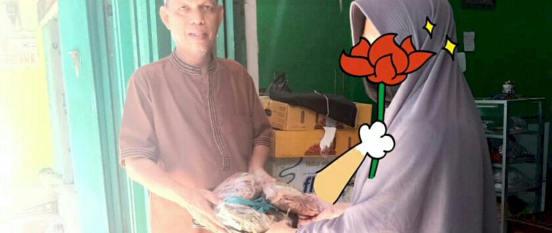 KKSS melakukan aksi peduli sesama di Kota Ternate. 