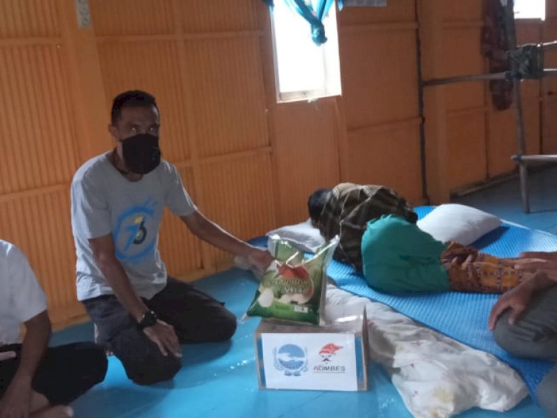 Sekelumit Cerita Kombes Berbagi kepada Penyelam Lumpuh di Pulau Barrang Lompo