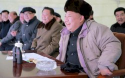 Korea Utara Menembakkan Rudal Saat AS dan Korea Selatan Bersiap Untuk Latihan