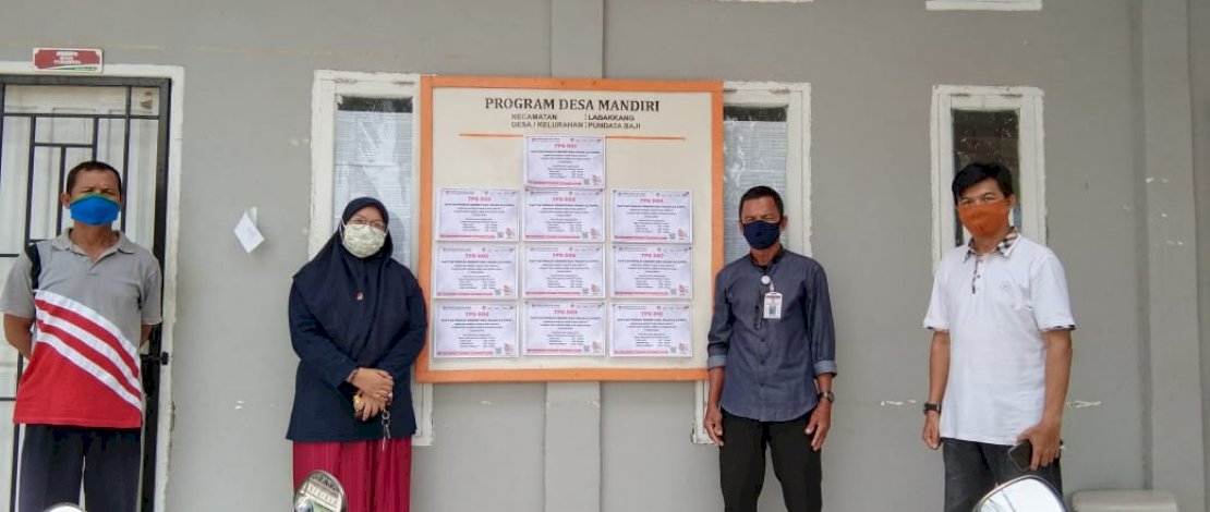 KPU Pangkep memasang pengumuman DPS di lokasi strategis.