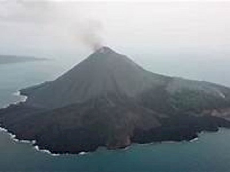 Dentuman Misterius di Jakarta Bukan dari Anak Krakatau