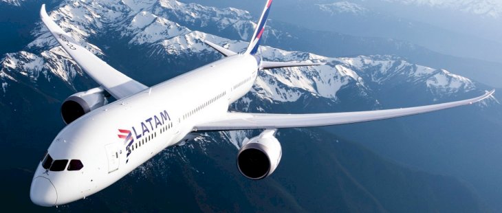 Maskapai Terbesar Amerika Latin Bangkrut